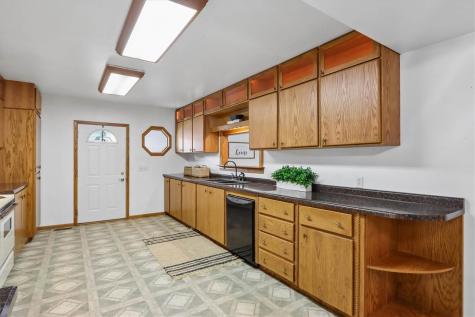 1125 Franklyn Avenue Marengo IA 52301