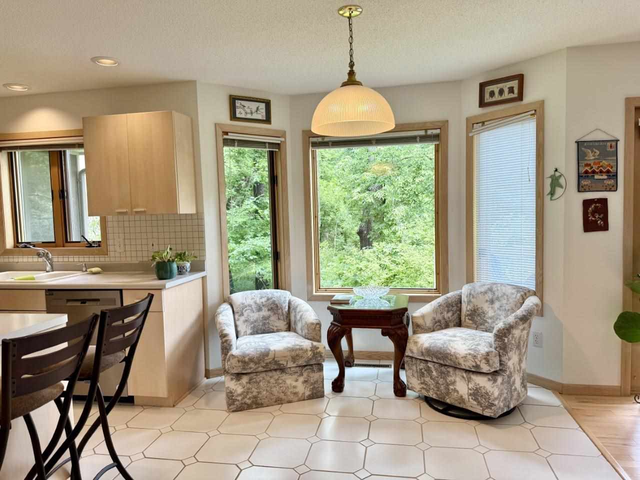 24 Samuel Drive Iowa City IA 52245