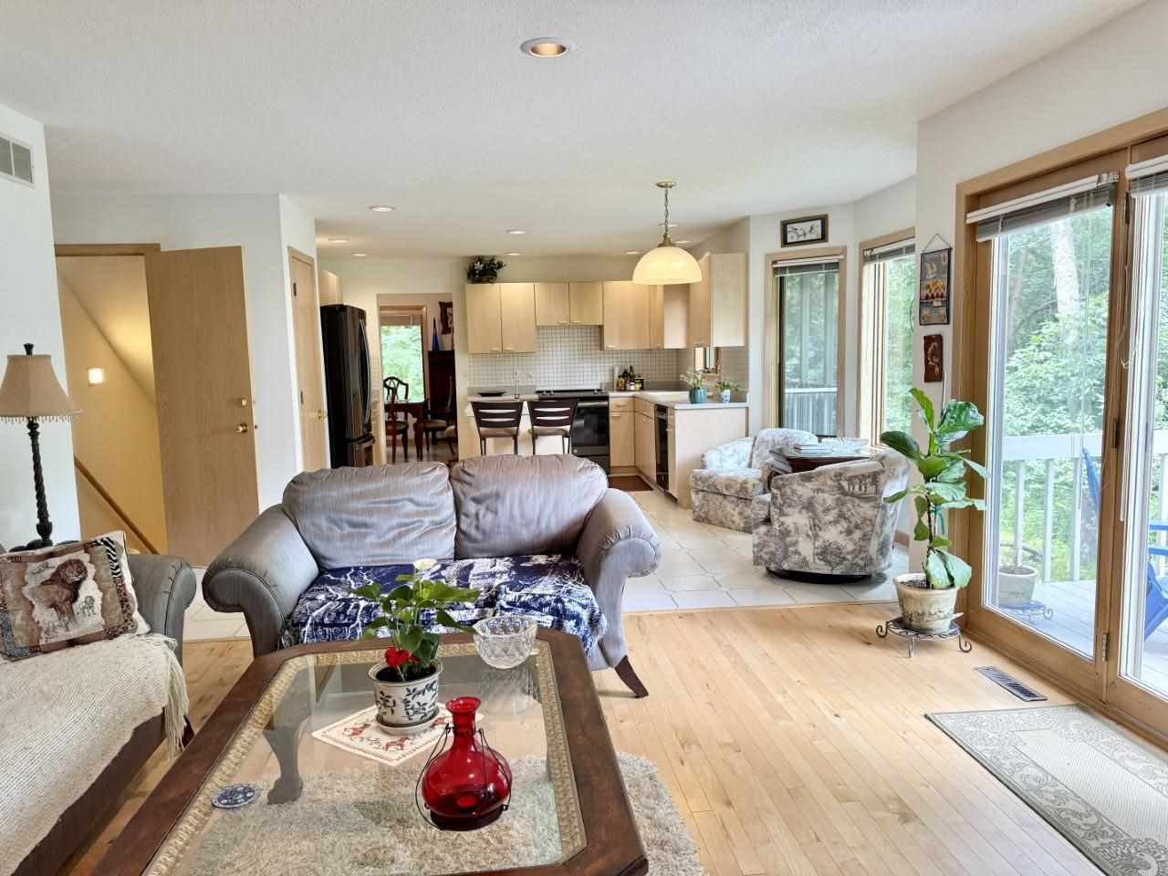 24 Samuel Drive Iowa City IA 52245