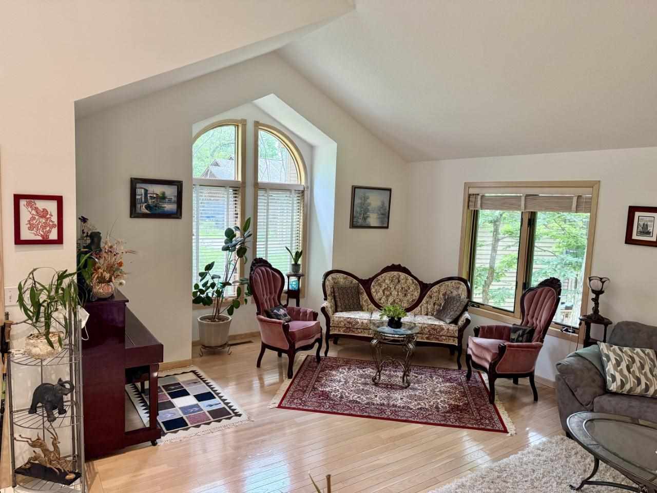 24 Samuel Drive Iowa City IA 52245