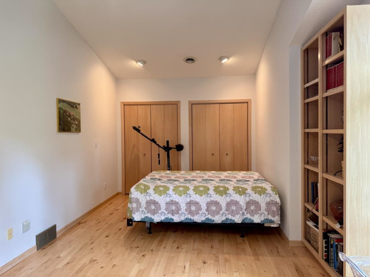 24 Samuel Drive Iowa City IA 52245