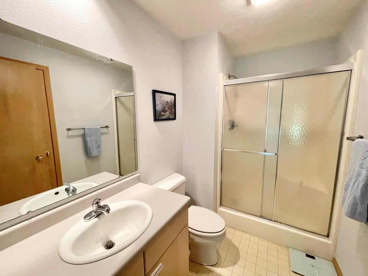 24 Samuel Drive Iowa City IA 52245