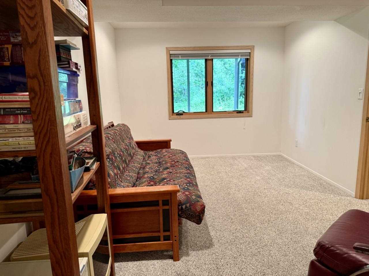 24 Samuel Drive Iowa City IA 52245