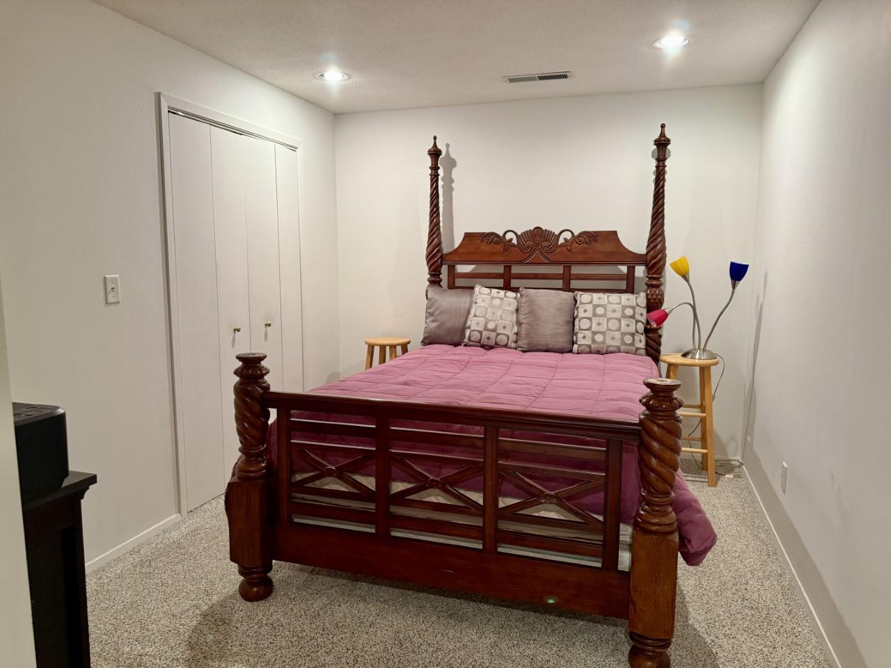 24 Samuel Drive Iowa City IA 52245