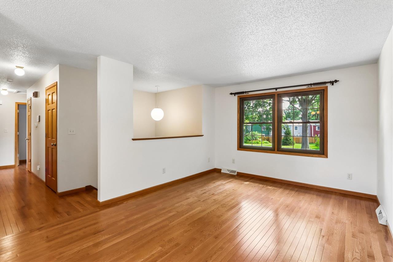 3044 Wayne Avenue Iowa City IA 52240