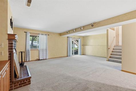 2230 Hazel Court Iowa City IA 52240