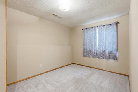 2230 Hazel Court Iowa City IA 52240