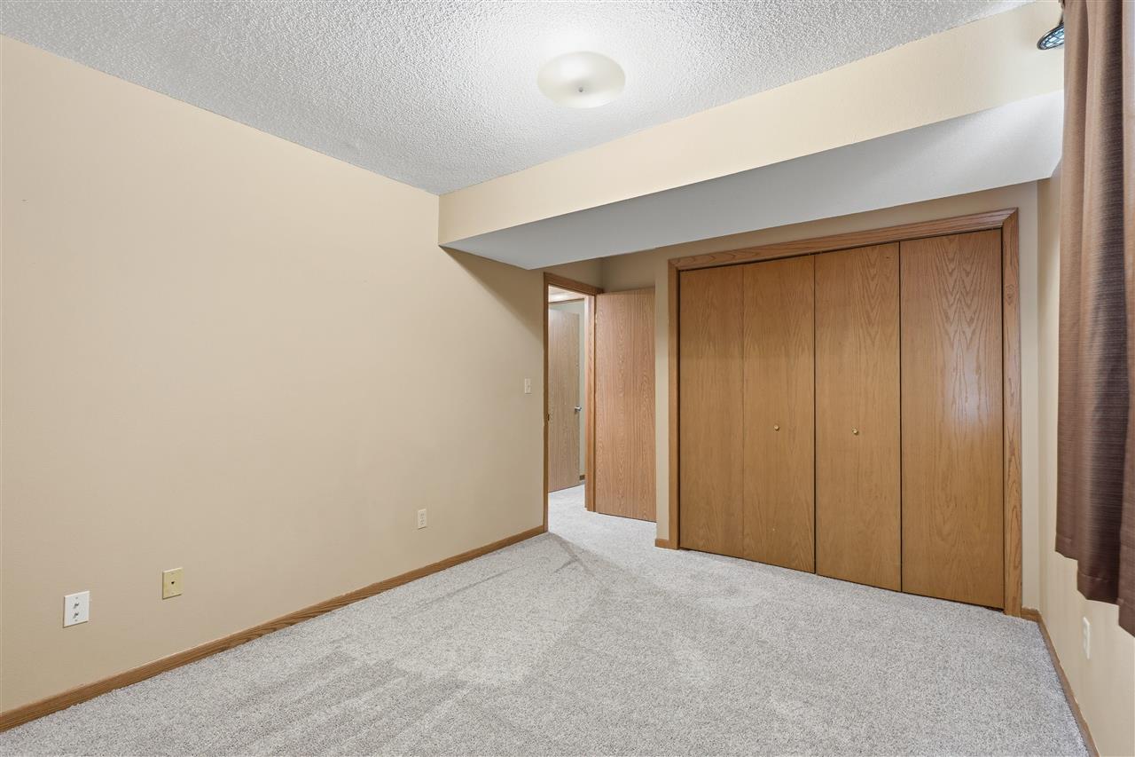 2230 Hazel Court Iowa City IA 52240