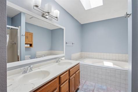 2230 Hazel Court Iowa City IA 52240