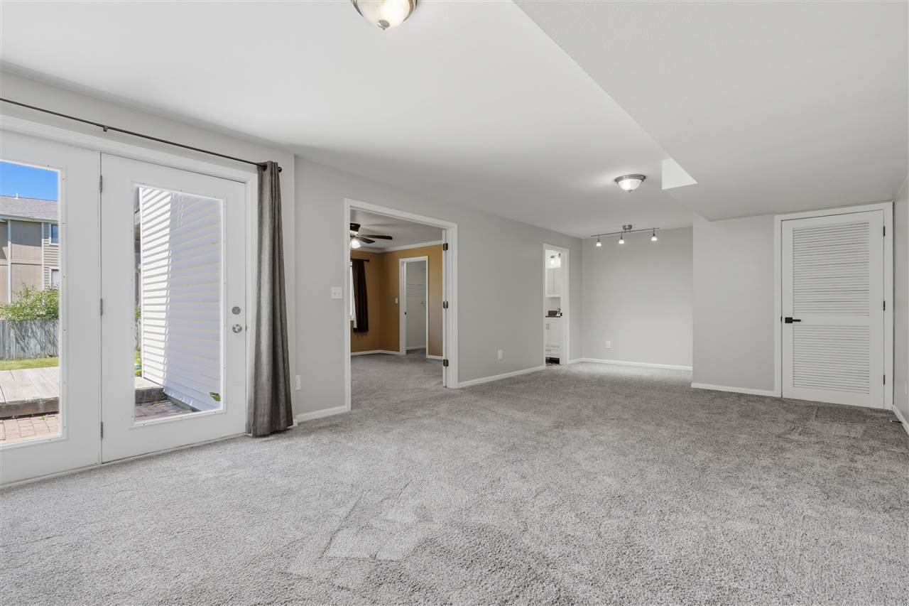 992 22nd Avenue Coralville IA 52241