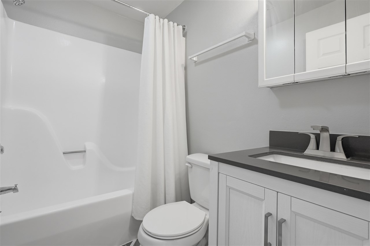 992 22nd Avenue Coralville IA 52241