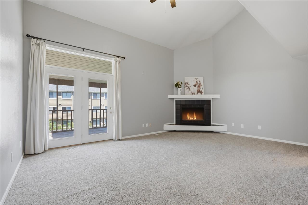 992 22nd Avenue Coralville IA 52241