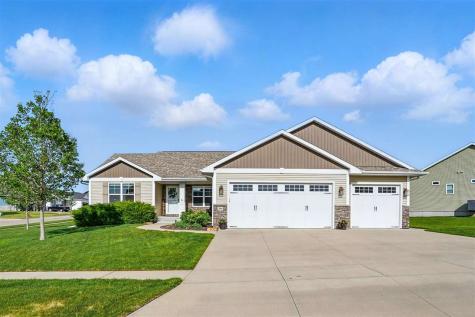 700 Cedar Bend Drive Solon IA 52333