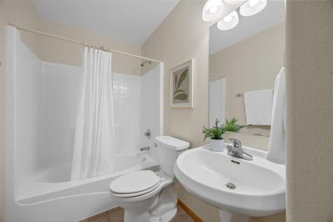 2182 Port Talbot Place Coralville IA 52241