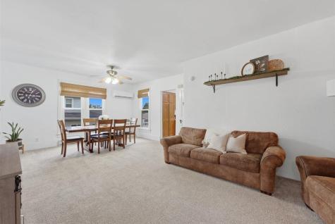 206 E Main Street Wayland IA 52654
