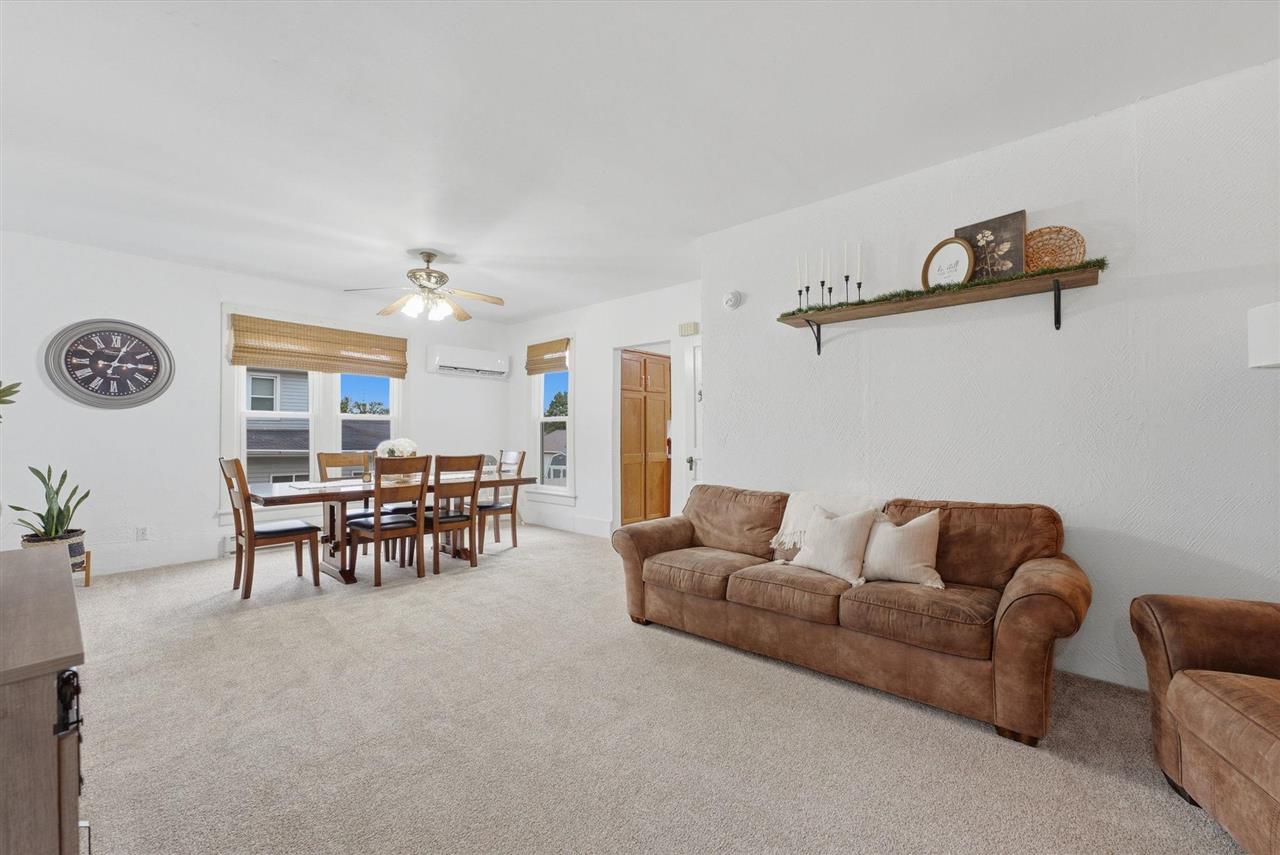 206 E Main Street Wayland IA 52654