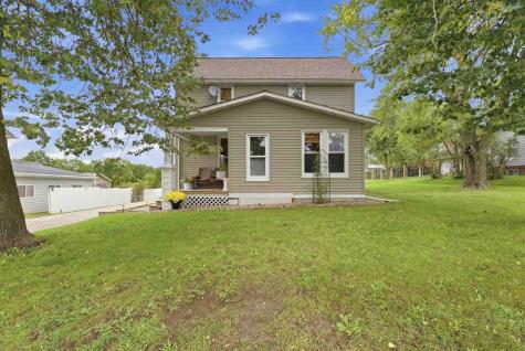 206 E Main Street Wayland IA 52654