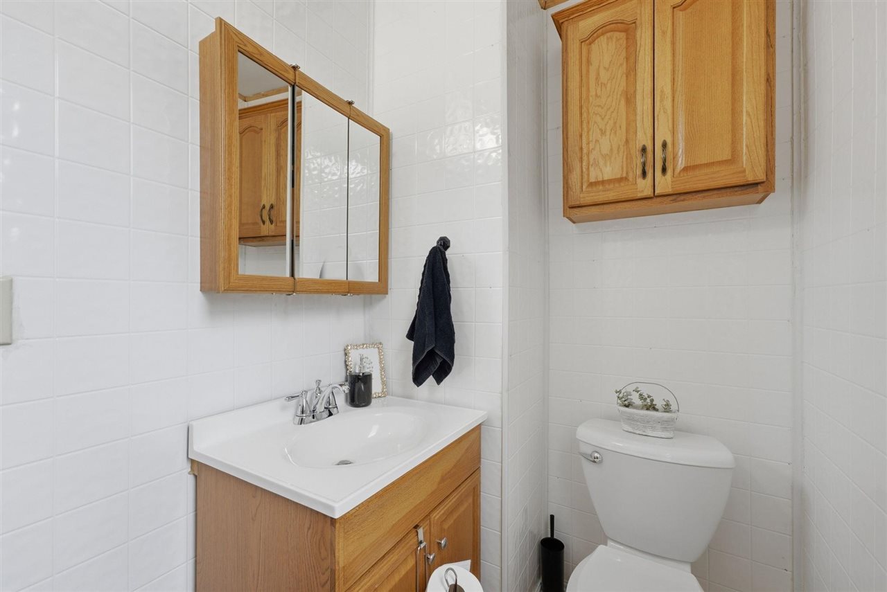 206 E Main Street Wayland IA 52654