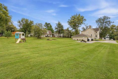 206 E Main Street Wayland IA 52654