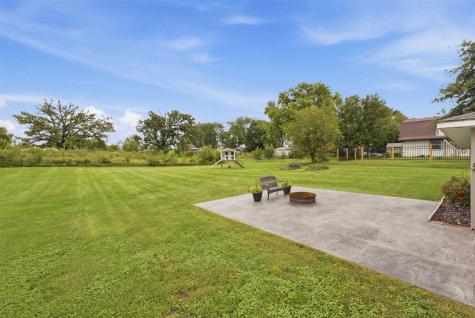 206 E Main Street Wayland IA 52654