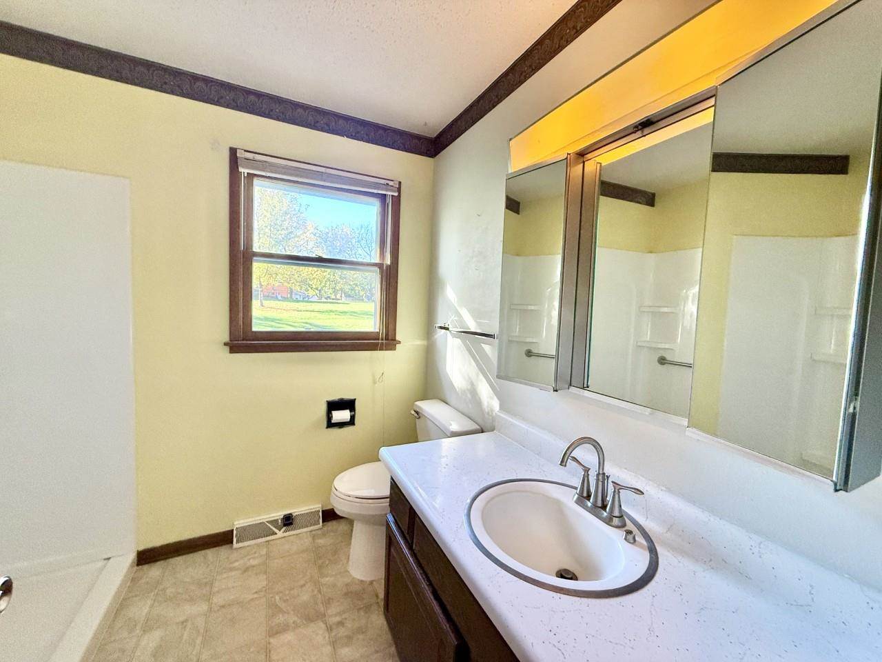 709 14th Street Wellman IA 52356