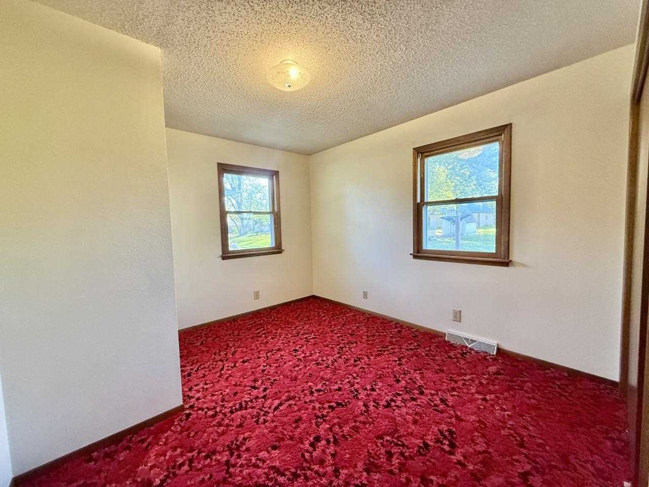 709 14th Street Wellman IA 52356