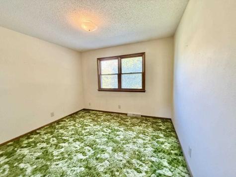 709 14th Street Wellman IA 52356