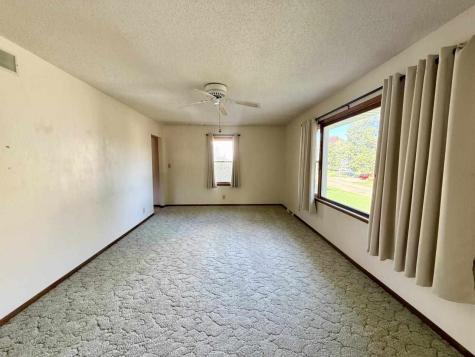 709 14th Street Wellman IA 52356