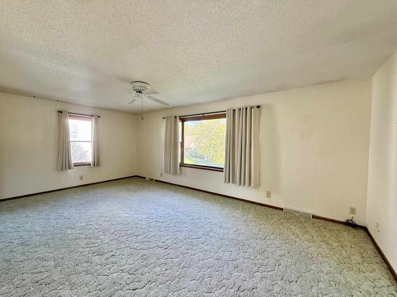 709 14th Street Wellman IA 52356