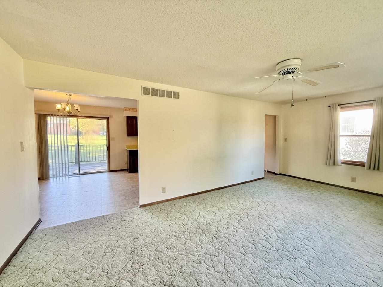 709 14th Street Wellman IA 52356