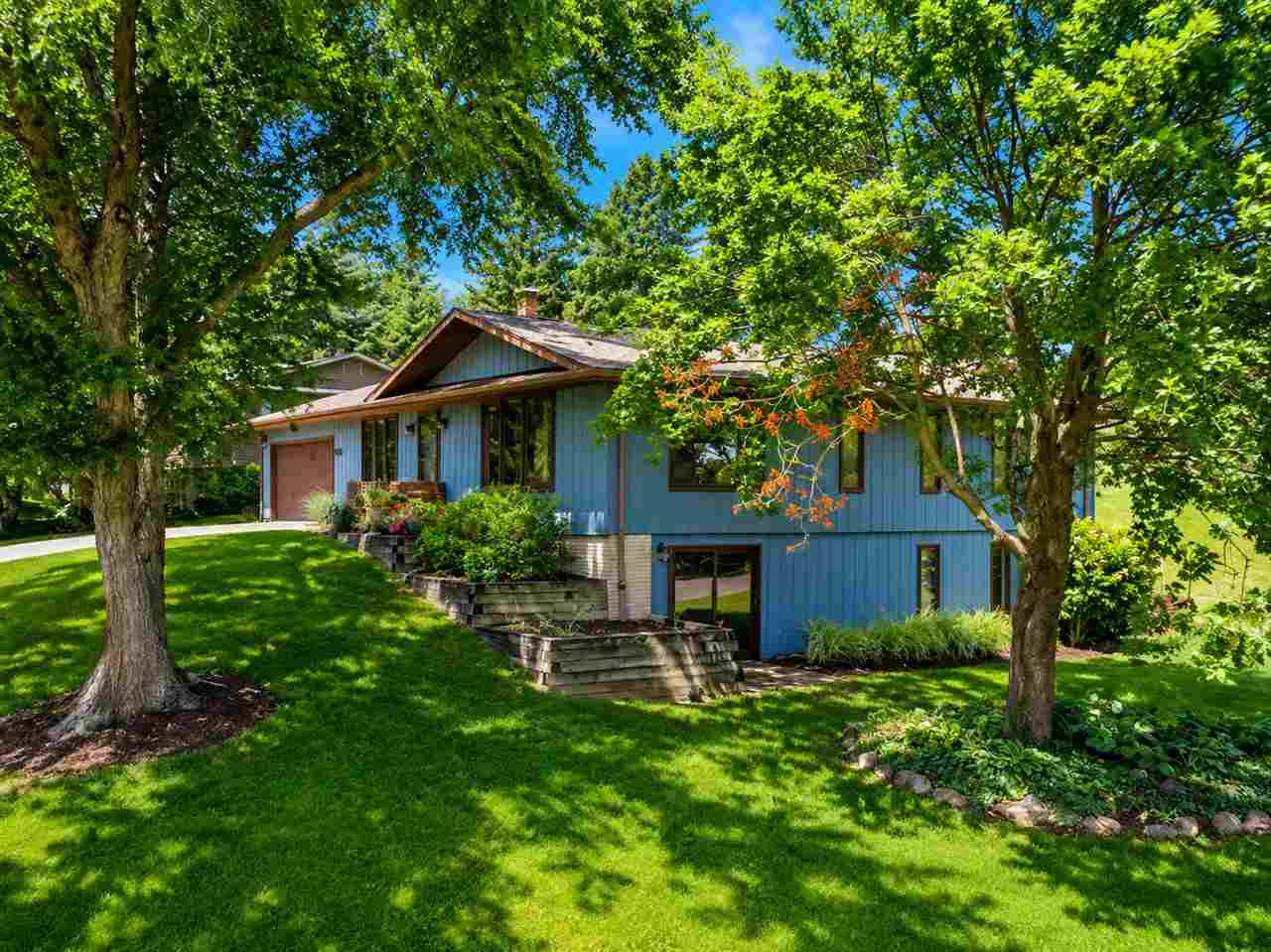 903 K Avenue Kalona IA 52247