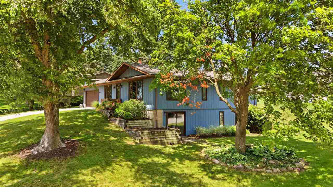 903 K Avenue Kalona IA 52247