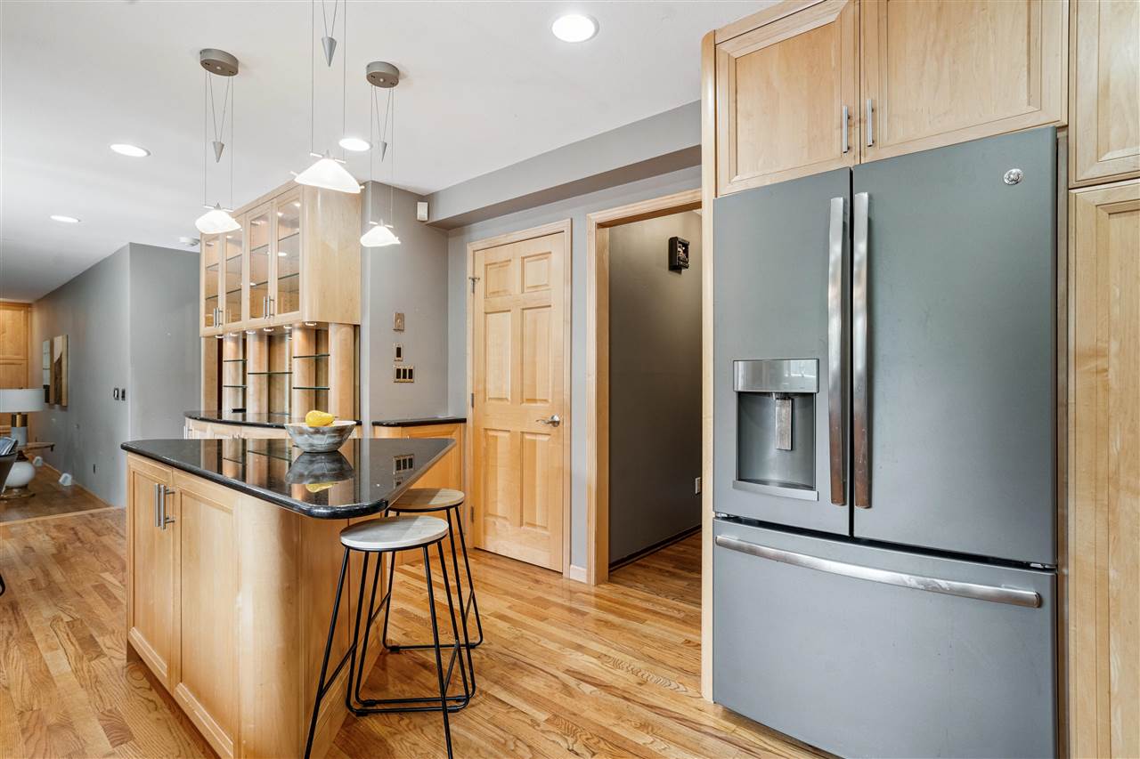 2259 Cae Drive Iowa City IA 52246