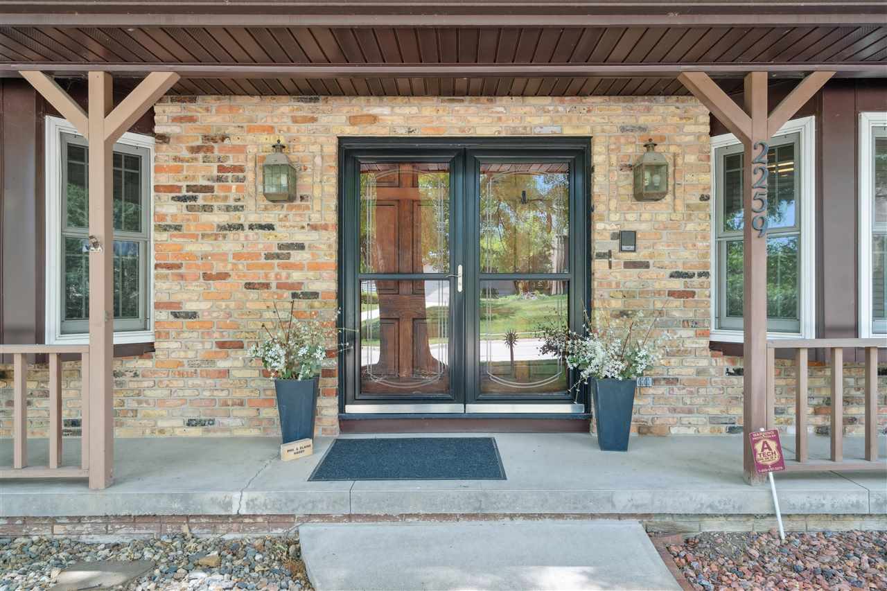 2259 Cae Drive Iowa City IA 52246