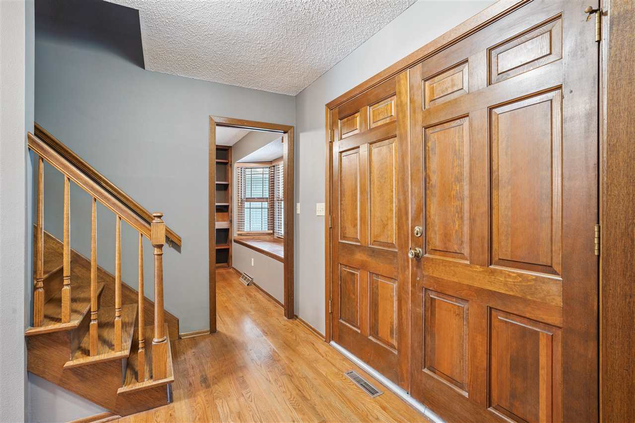 2259 Cae Drive Iowa City IA 52246
