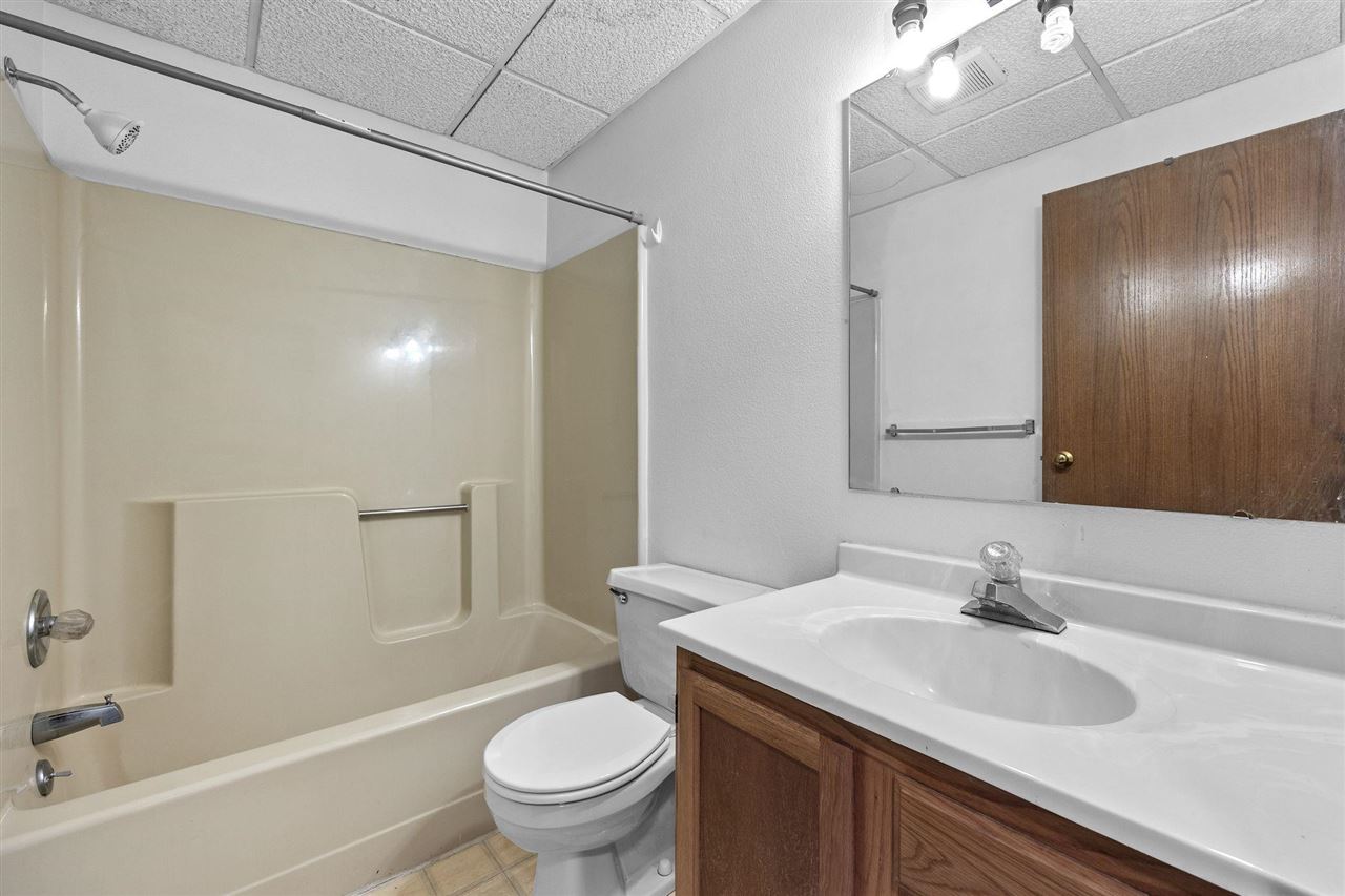 400 1st Street SE Cedar Rapids IA 52401