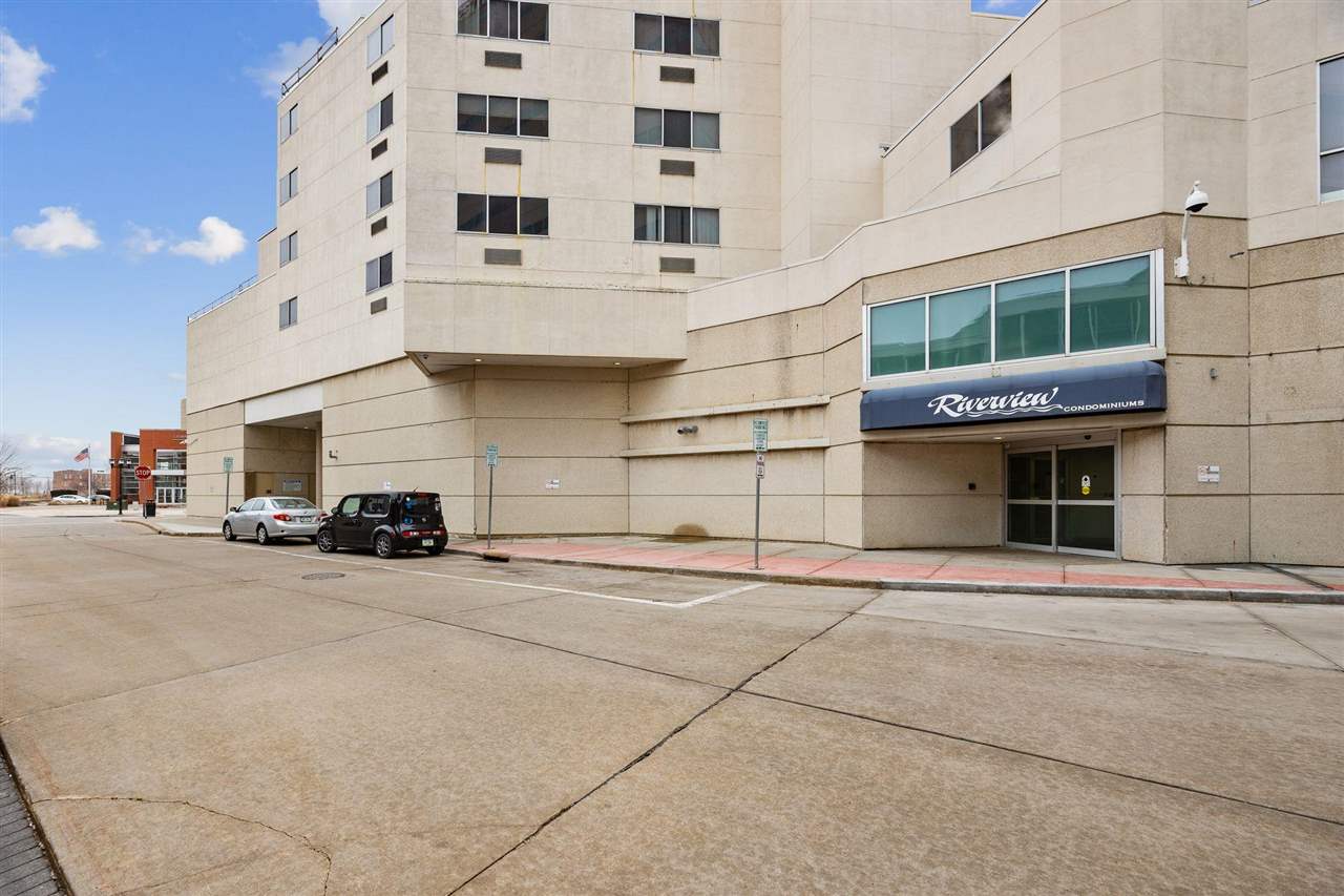 400 1st Street SE Cedar Rapids IA 52401