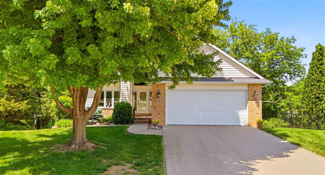 2107 Glen Oaks Knoll Coralville IA 52241