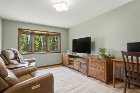 2107 Glen Oaks Knoll Coralville IA 52241