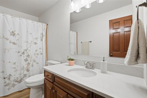 2107 Glen Oaks Knoll Coralville IA 52241