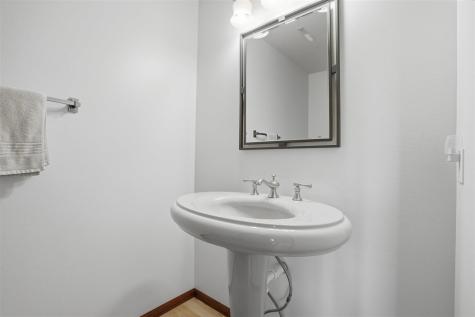 2107 Glen Oaks Knoll Coralville IA 52241