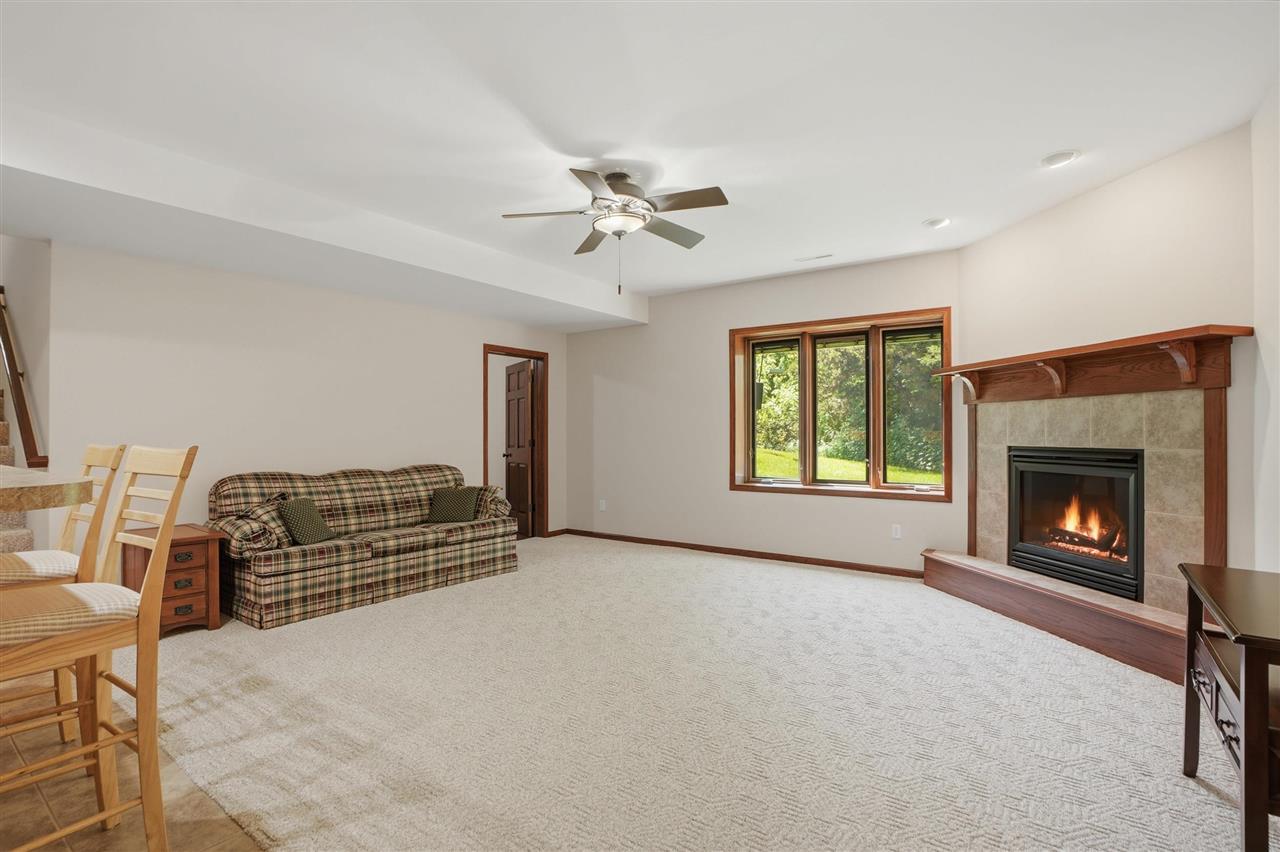 2107 Glen Oaks Knoll Coralville IA 52241