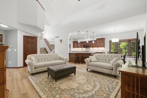 2107 Glen Oaks Knoll Coralville IA 52241