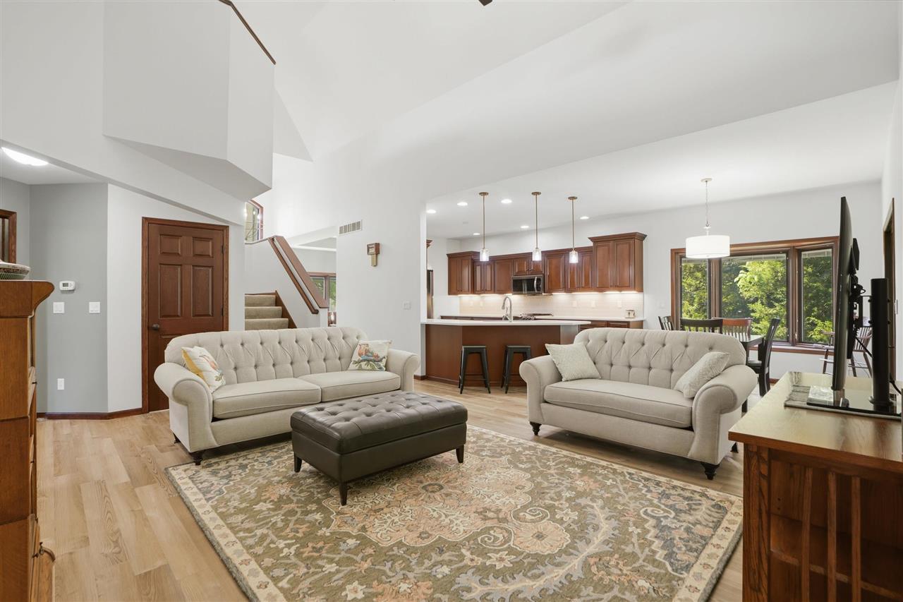 2107 Glen Oaks Knoll Coralville IA 52241