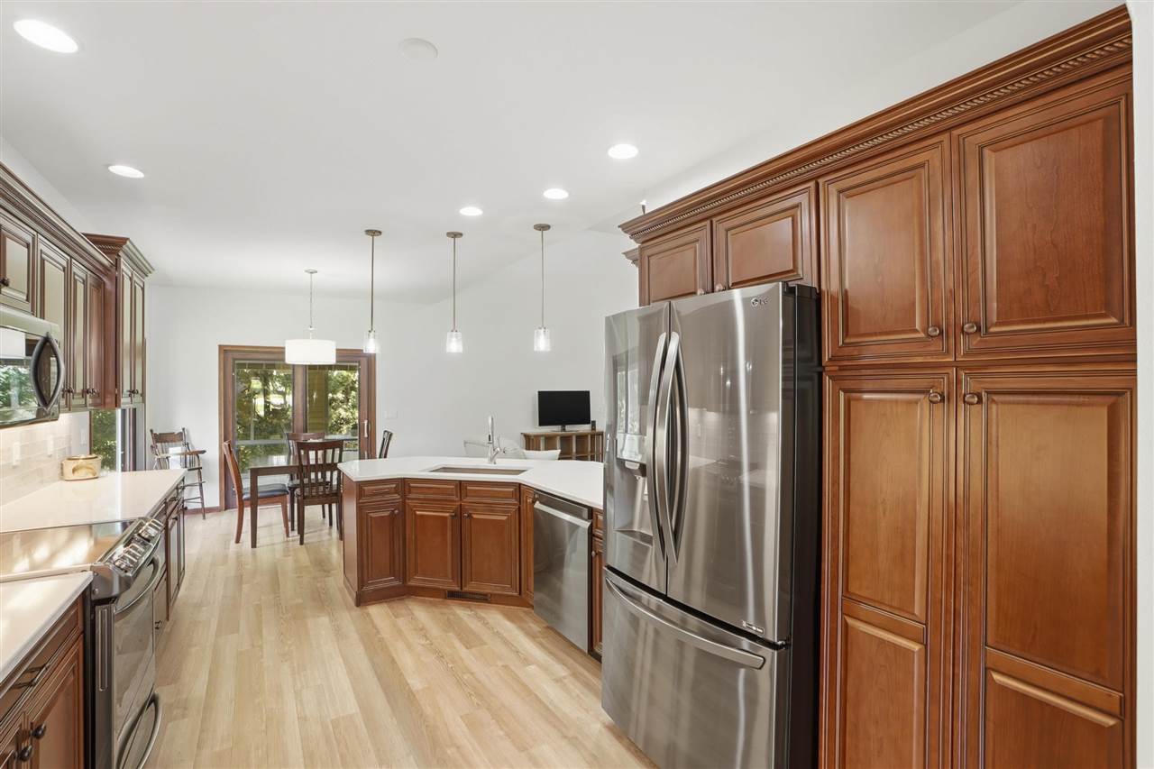 2107 Glen Oaks Knoll Coralville IA 52241