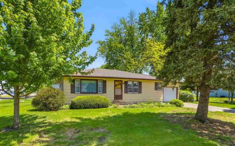 102 S Farmer Street Brighton IA 52540