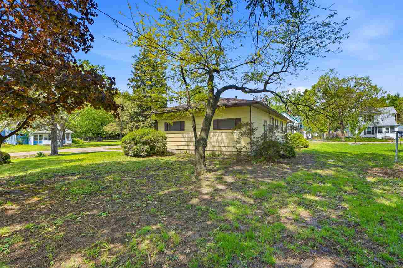 102 S Farmer Street Brighton IA 52540