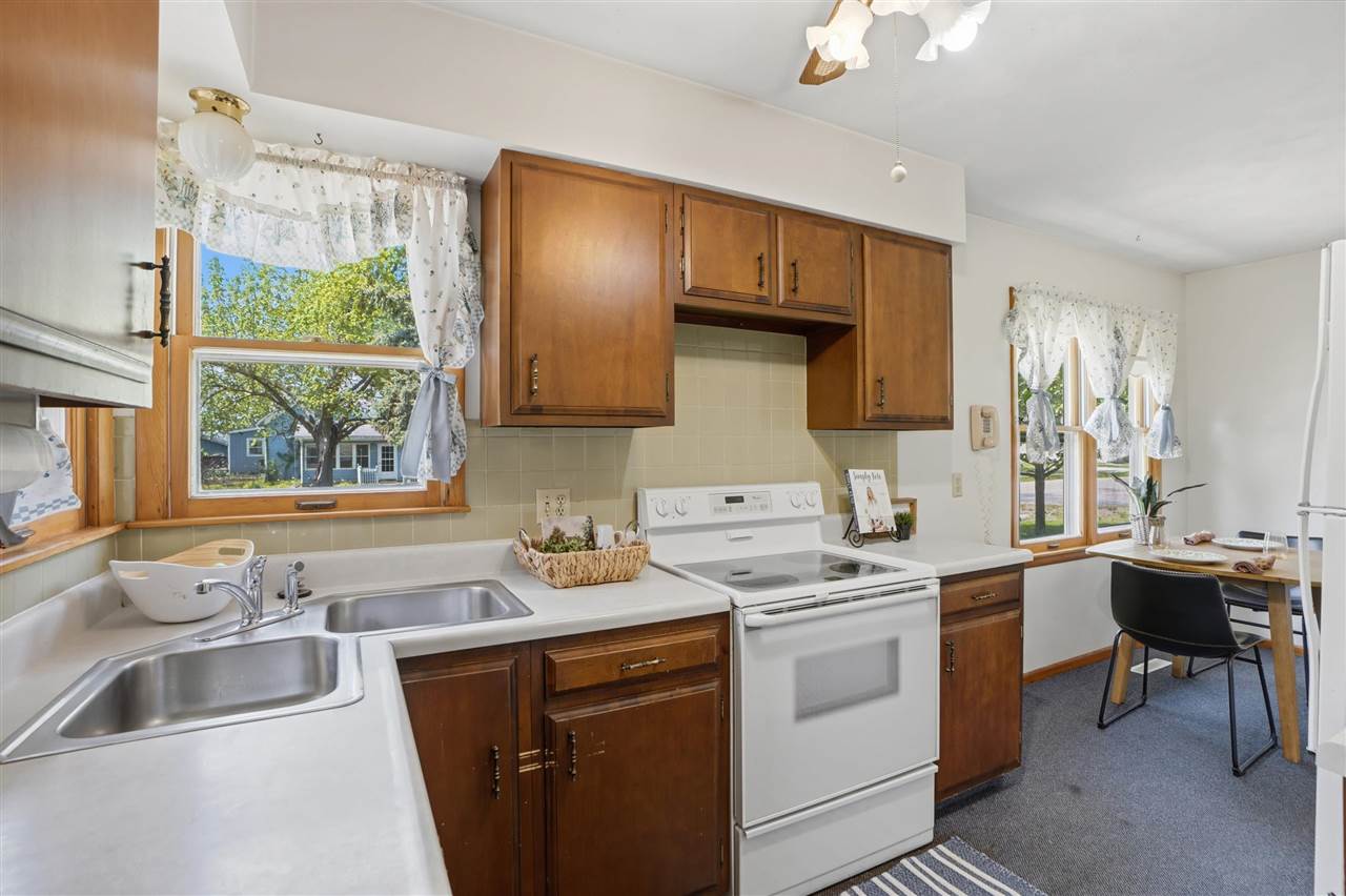 102 S Farmer Street Brighton IA 52540