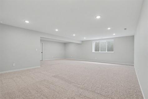1280 Sand Prairie Drive Iowa City IA 52240