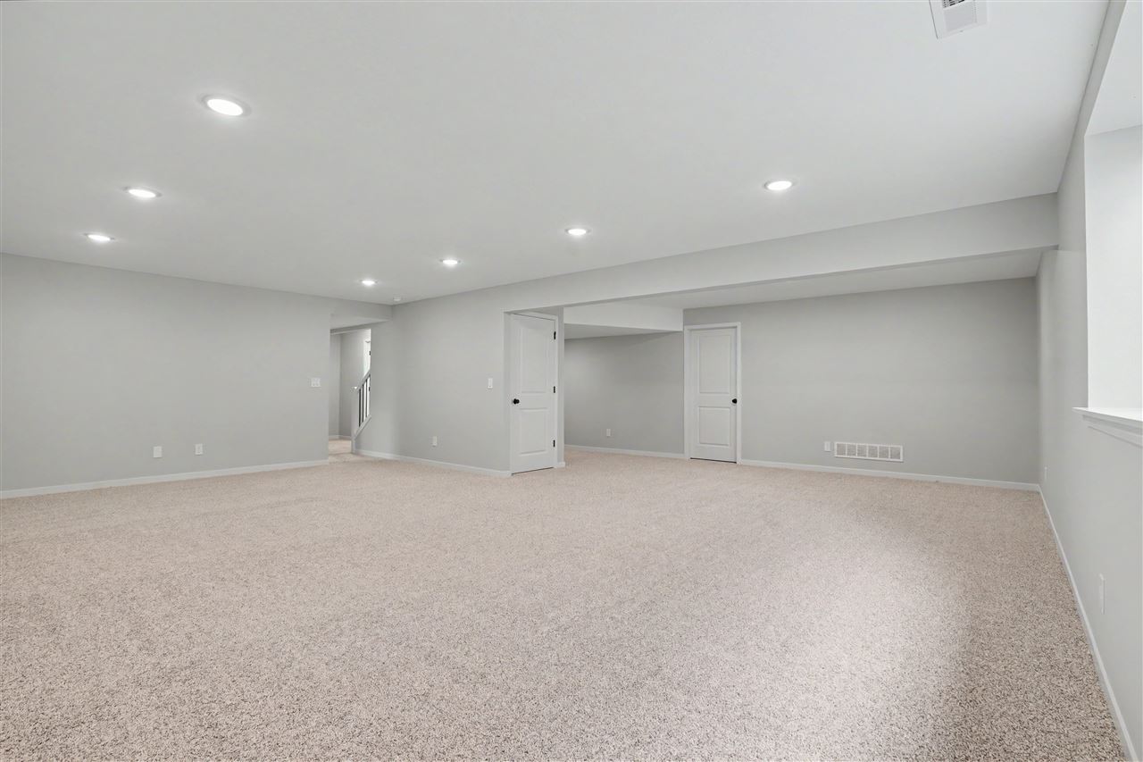 1280 Sand Prairie Drive Iowa City IA 52240